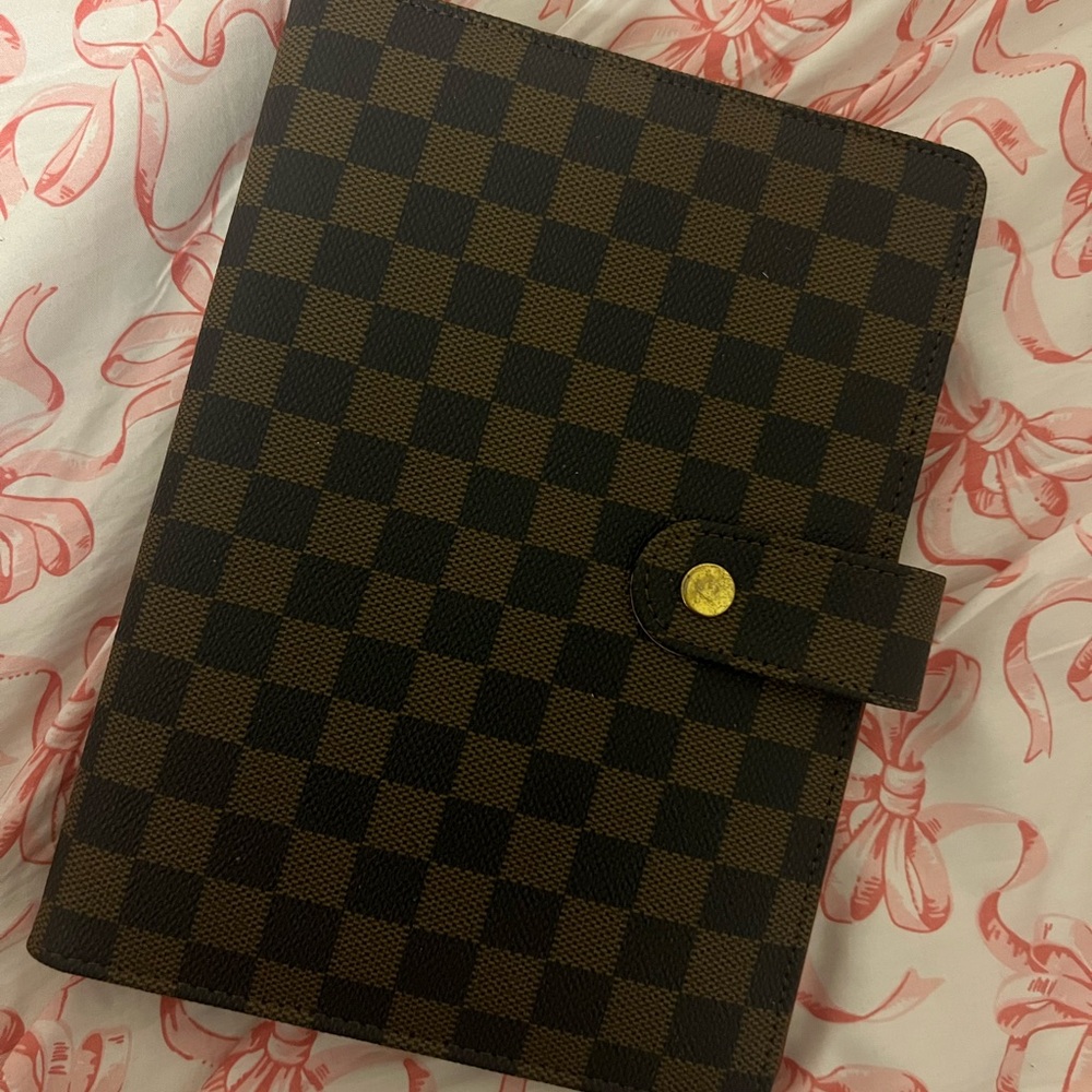 checkered brown & black a5 binder/planner
